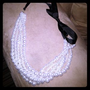 Sugarfix by BaubleBar Multilayered Beads w Bow.